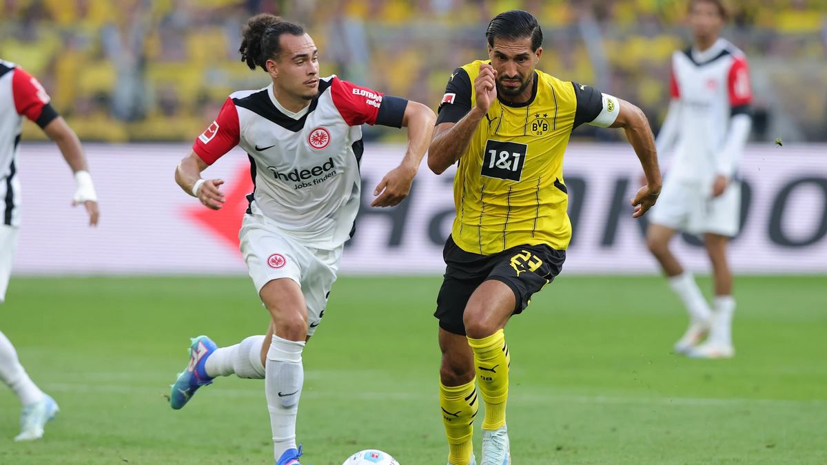 Cả Dortmund và Frankfurt đều không có được phong độ tốt